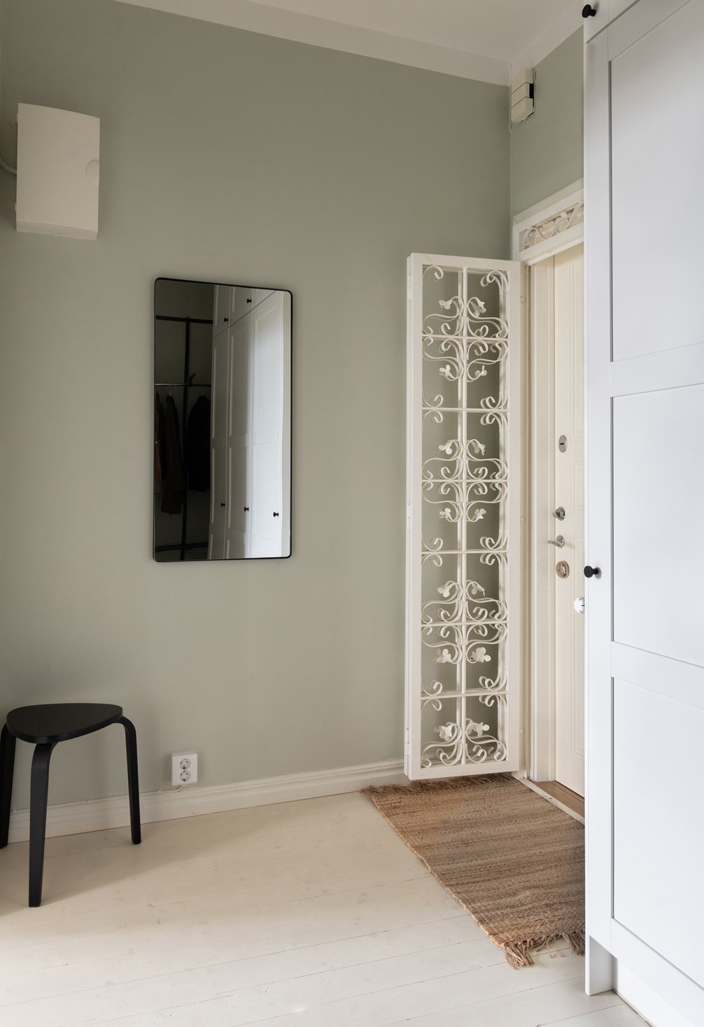 entrée décoration vert sauge deux-pièces 46m2