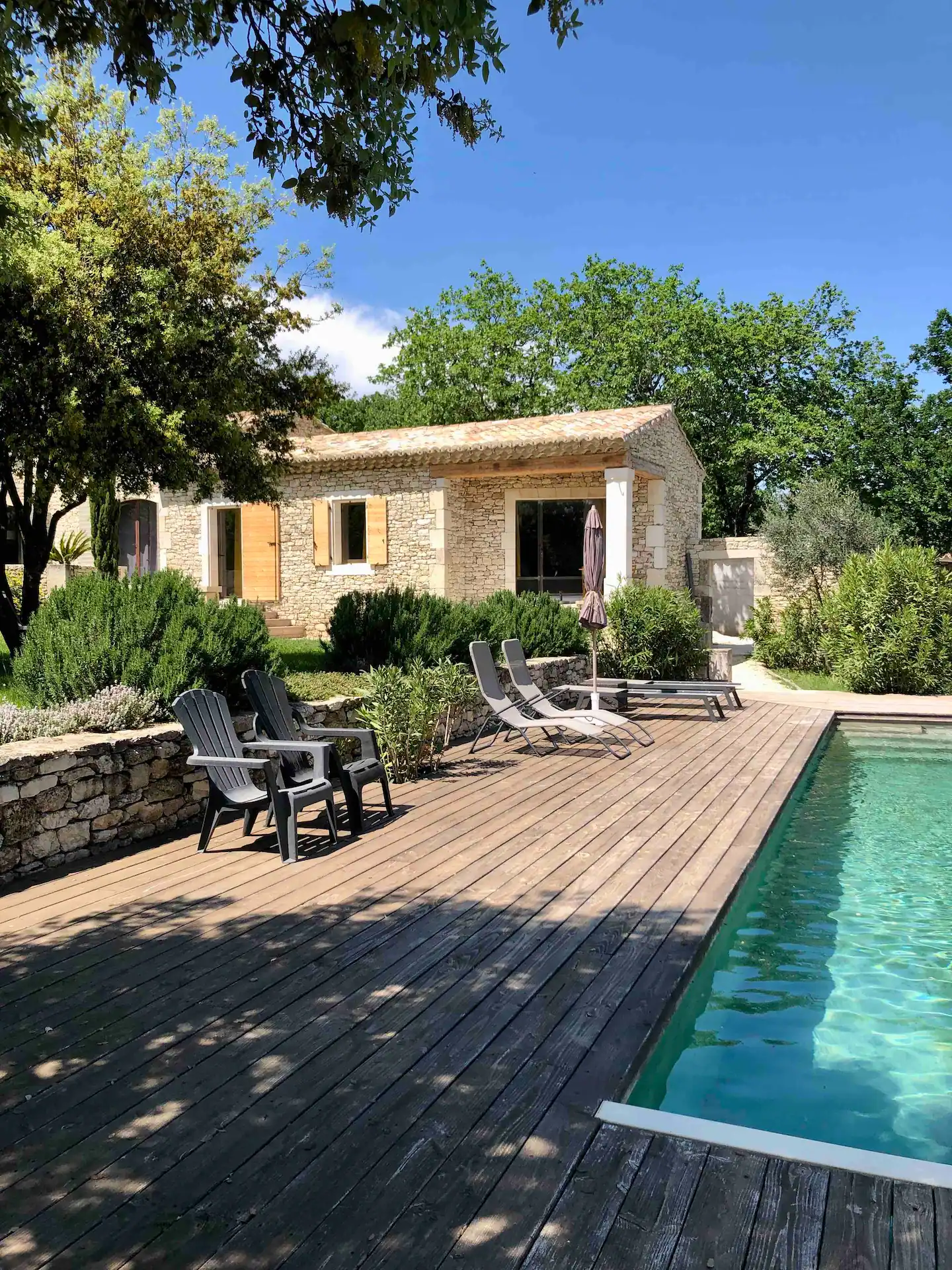 maison en pierres sèches Provence avec piscine maison en pierres sèches Provence avec piscine