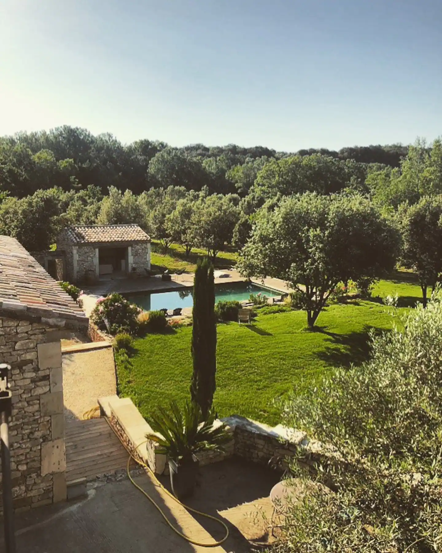 petite maison en pierres sèches Provence façon mini loft petite maison en pierres sèches Provence façon mini loft
