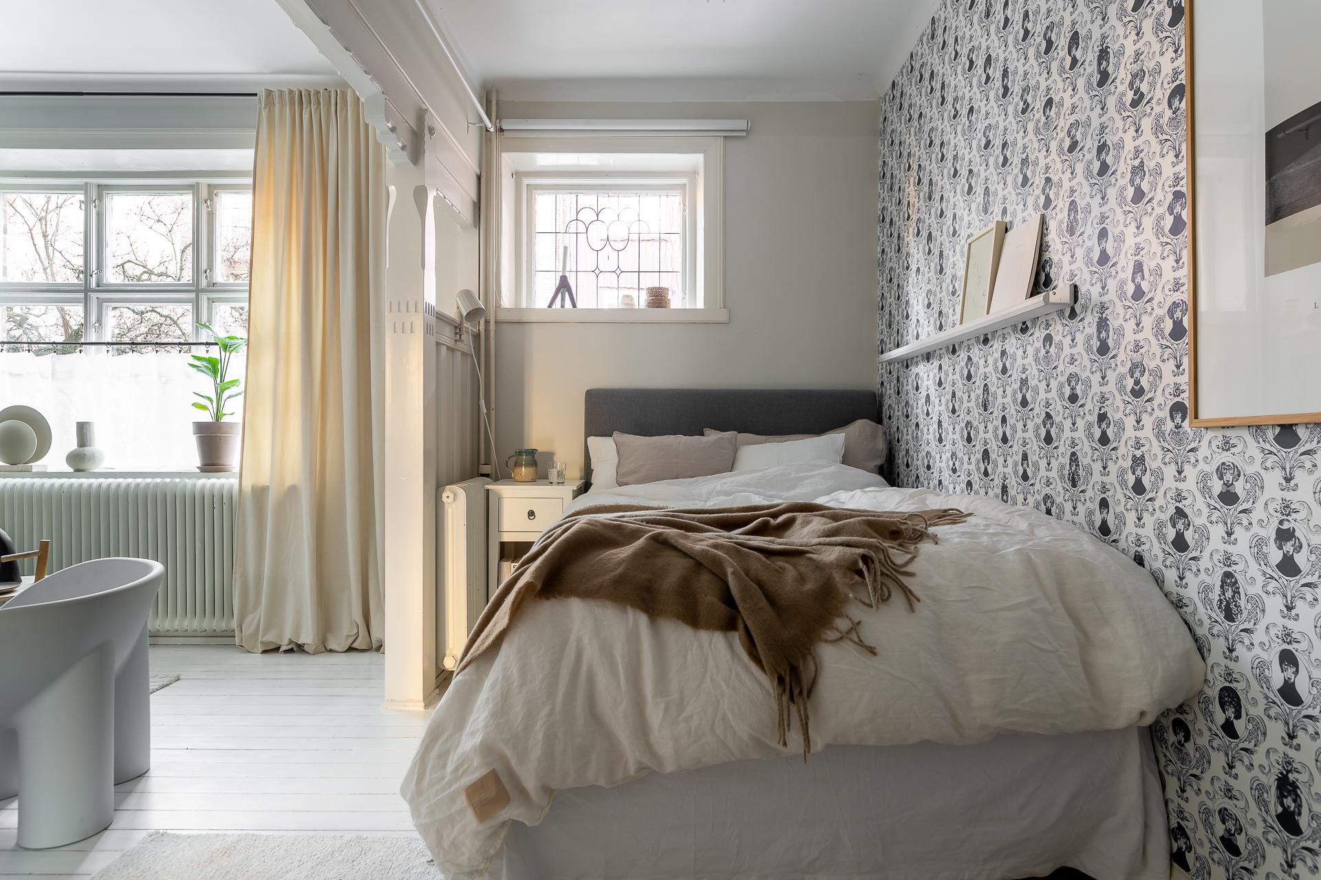 espace chambre dans studio 46m2 avec alcôve décoration scandinave