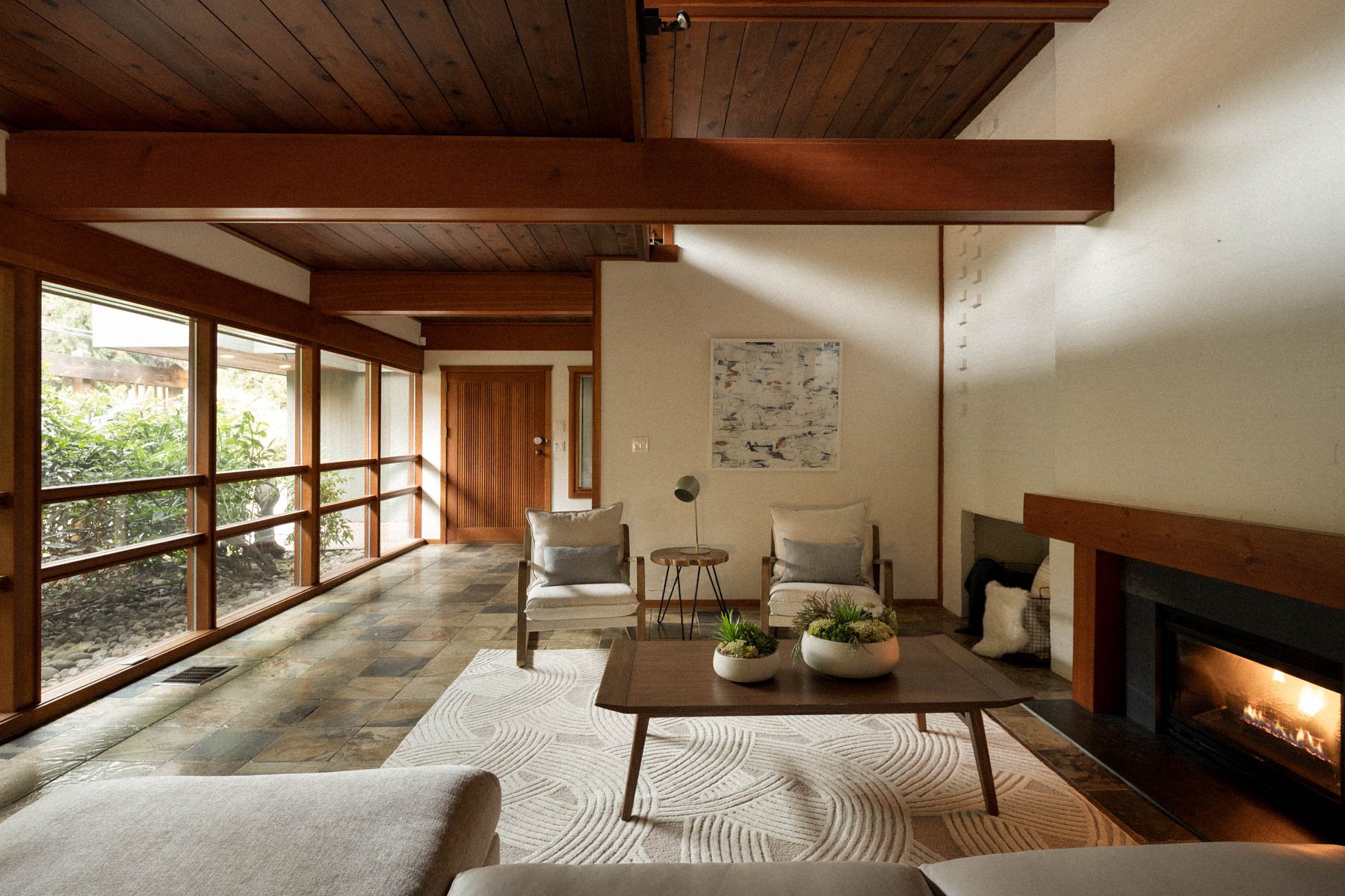 salon maison en bois The Lantern House