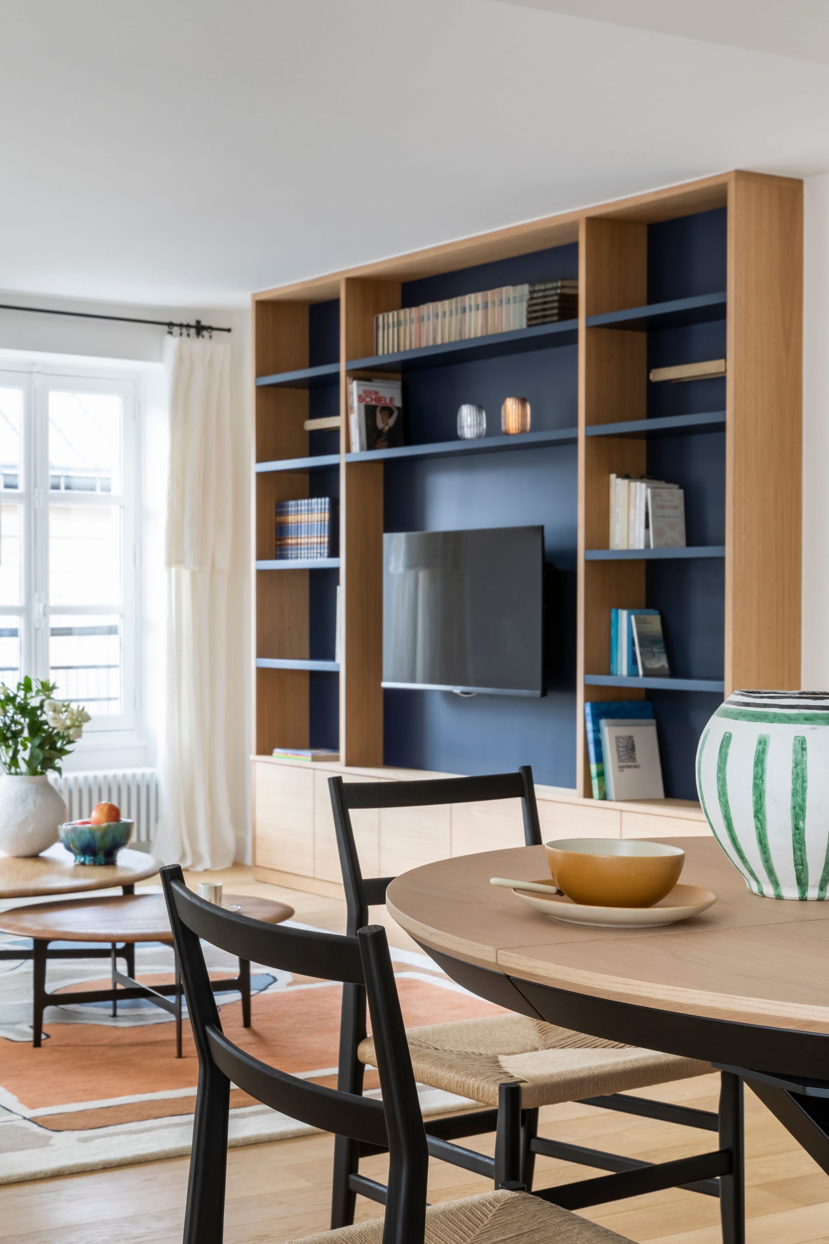 salon appartement Paris décoration design Photo : © Pauline Le Goff salon appartement Paris décoration design Photo : © Pauline Le Goff