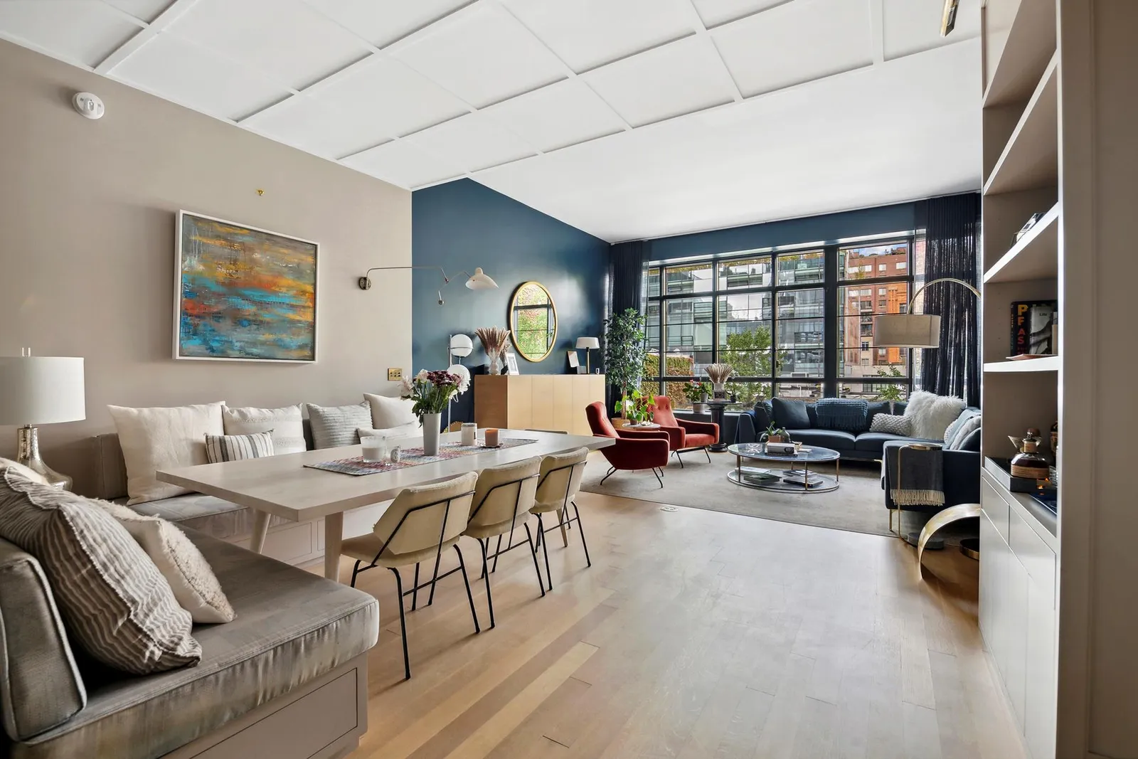 salon avec baie vitrée décoration contemporaine