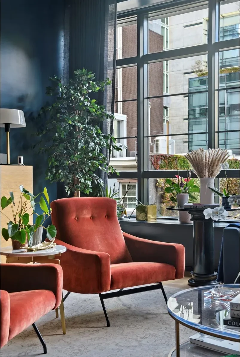 salon avec baie vitrée décoration contemporaine