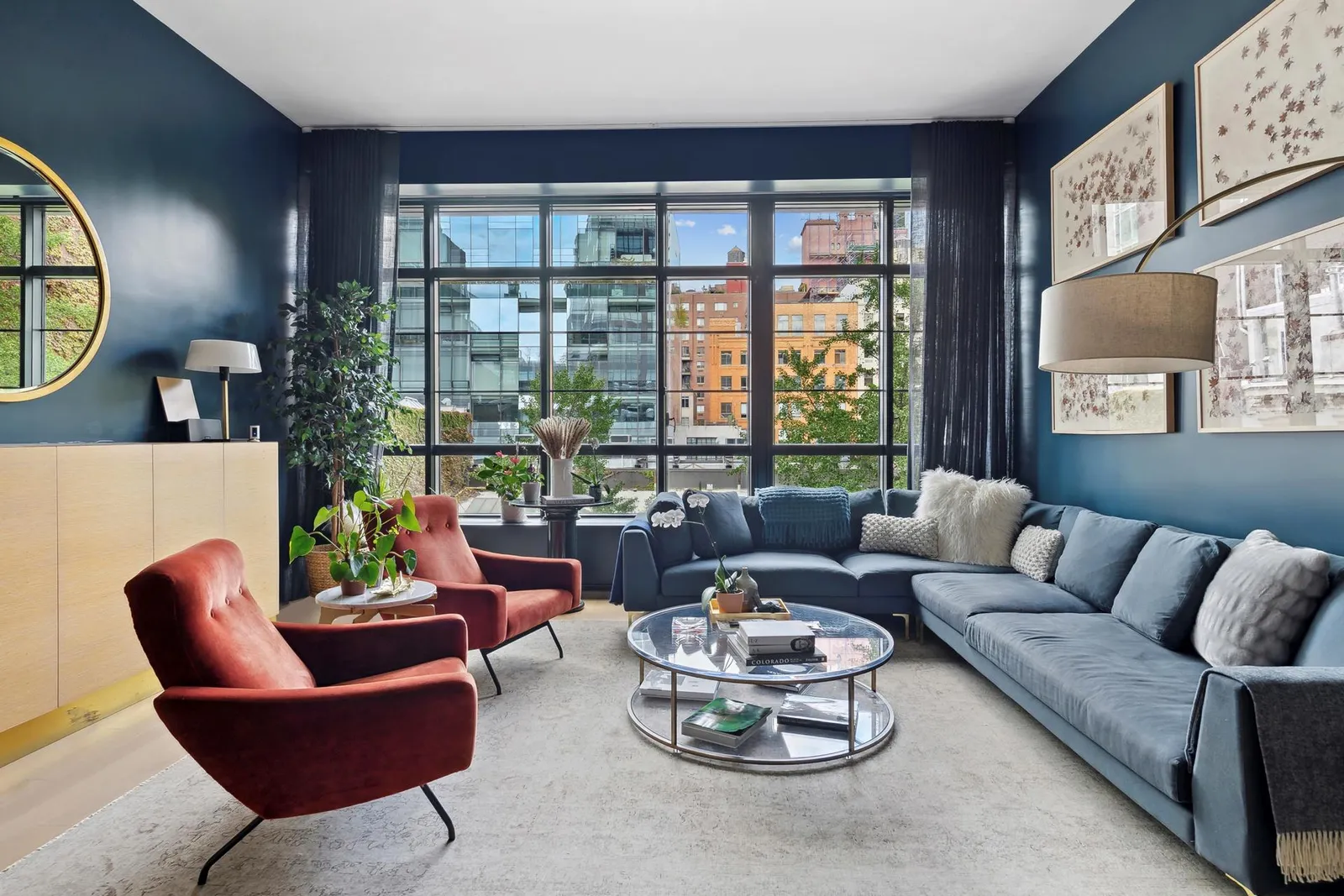 salon avec baie vitrée décoration contemporaine