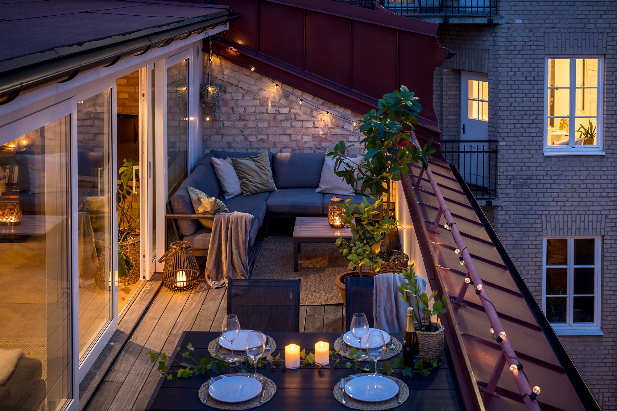 terrasse type tropézienne vue nuit
