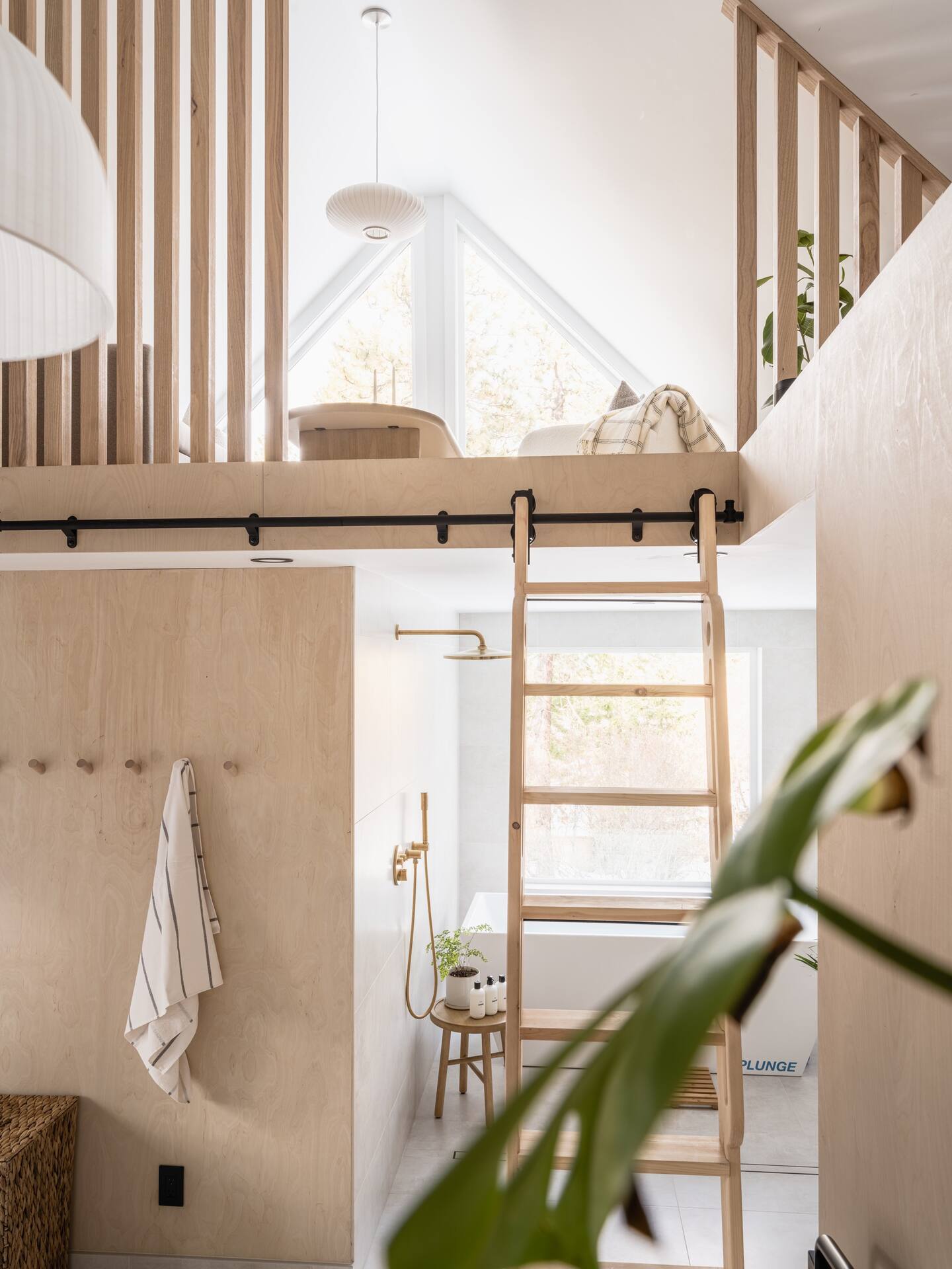 salle de bain avec mezzanine maison en bois décoration design salle de bain avec mezzanine maison en bois décoration design