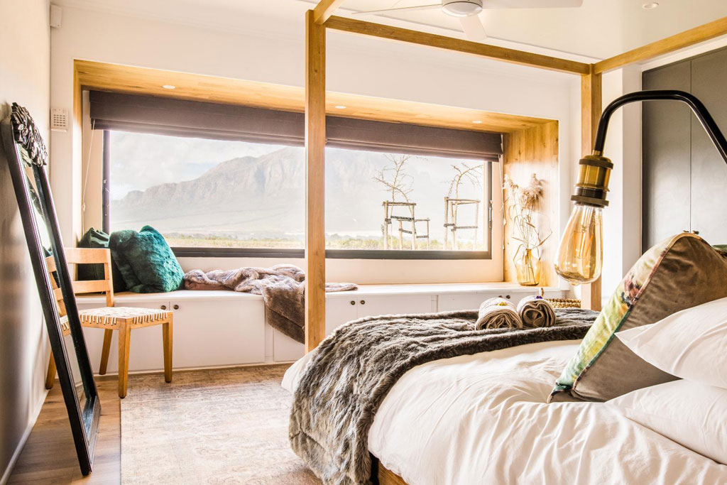 chambre Riverstone's CouplePod petite maison container