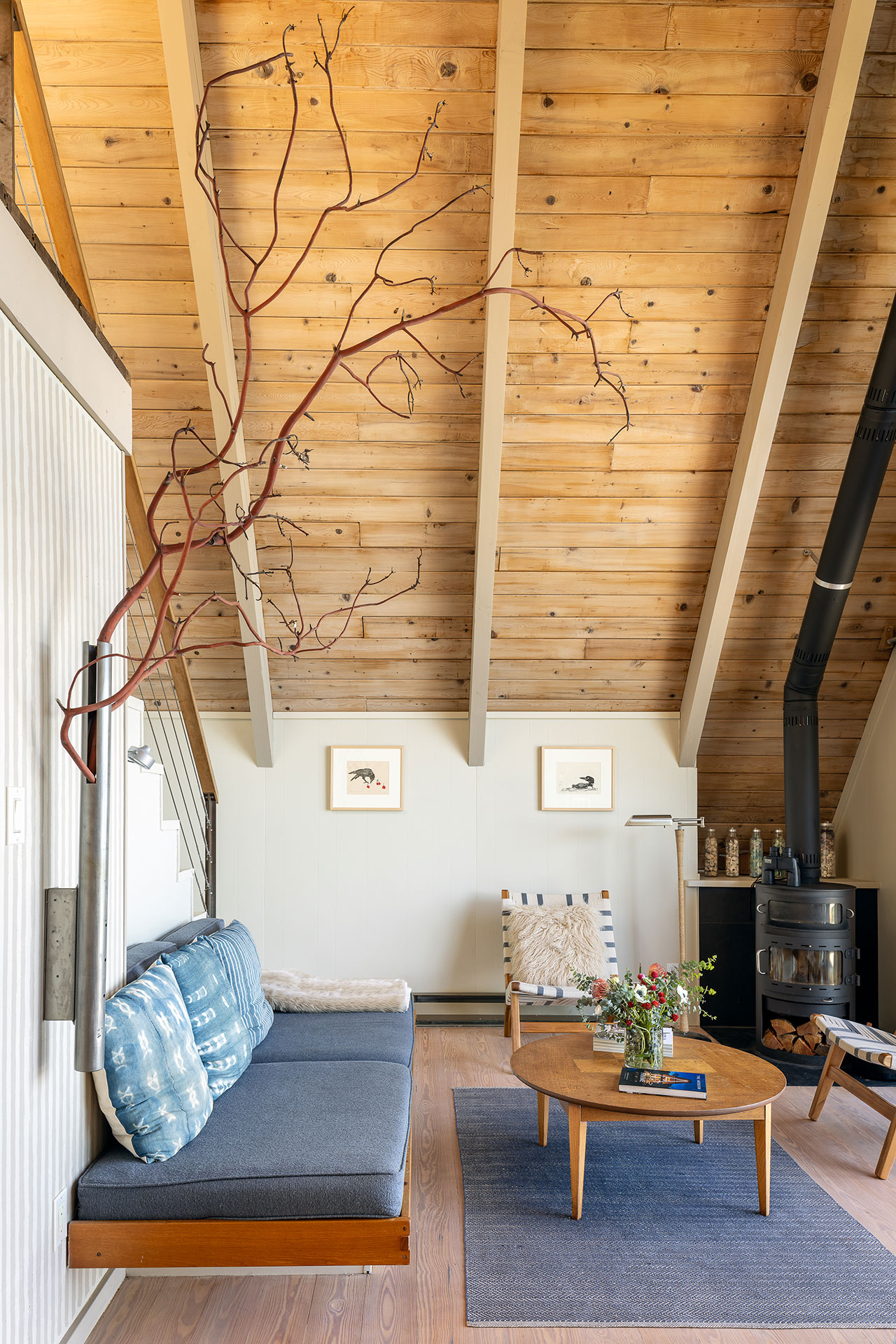 salon maison A-Frame décoration contemporaine