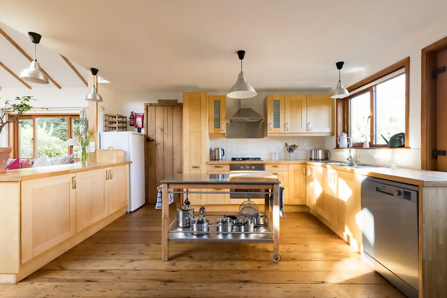 cuisine en bois dans maison en bois cuisine en bois dans maison en bois