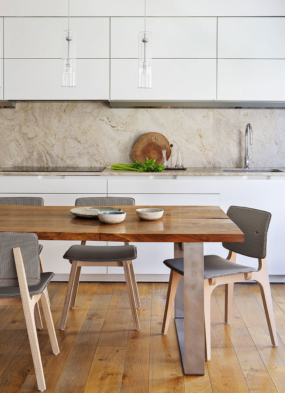 cuisine blanche ouverte avec grande table cuisine blanche ouverte avec grande table