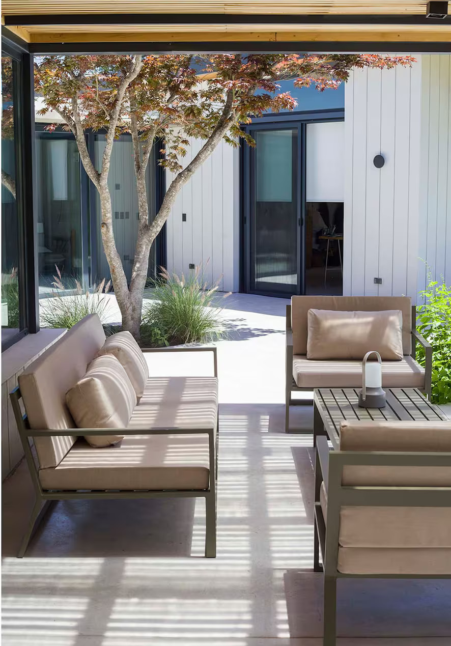 terrasse avec pergola acier