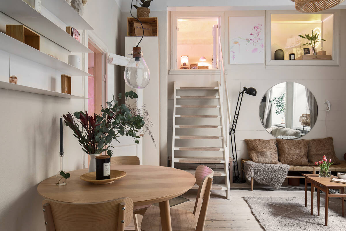 salon avec chambre en mezzanine appartement 48m2