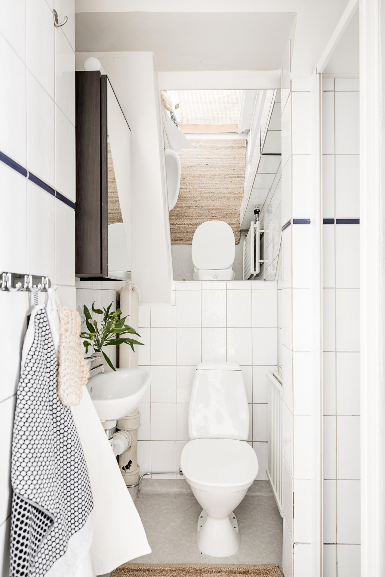 salle d'eau blanche