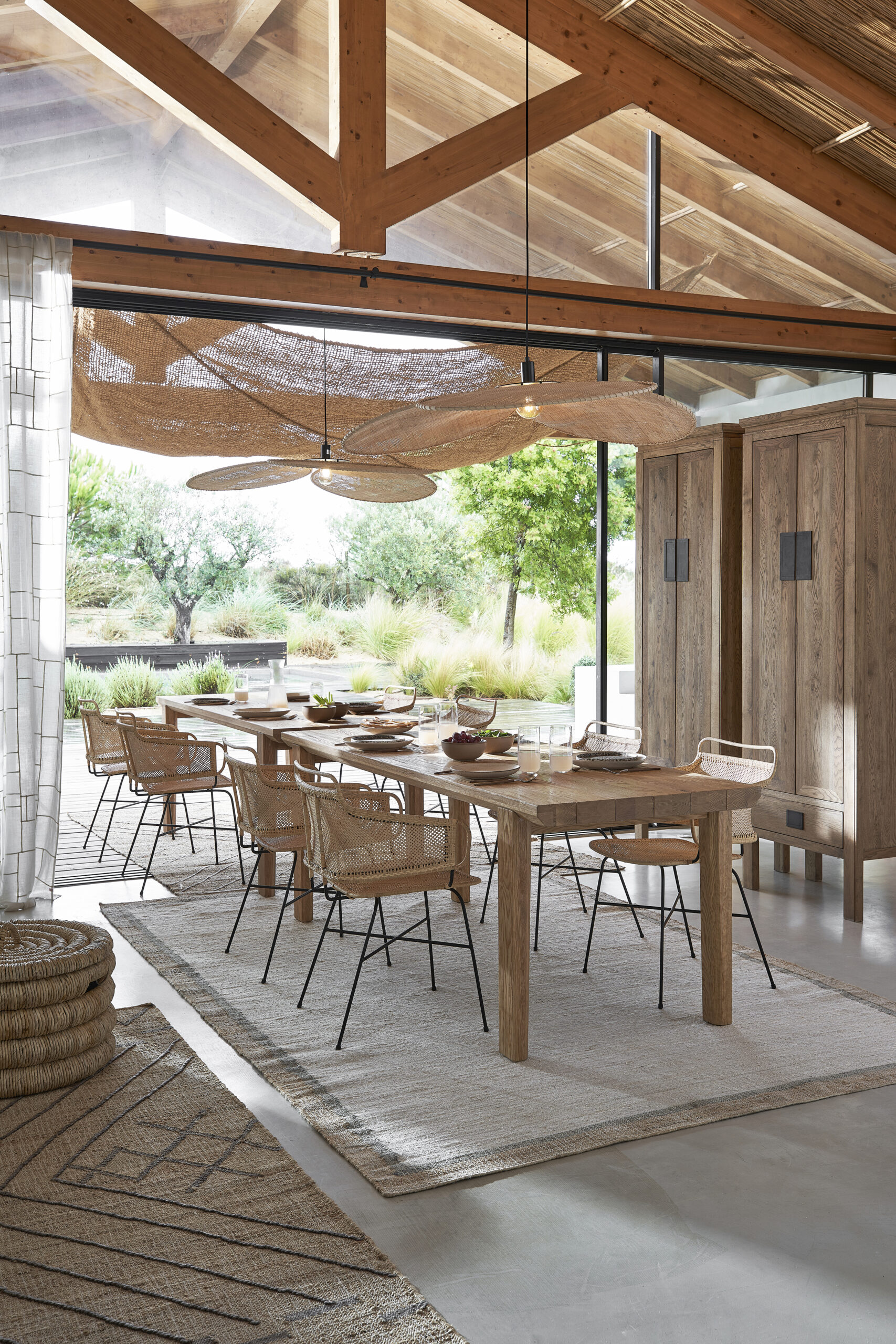salle à manger catalogue printemps/été AM PM 2024 