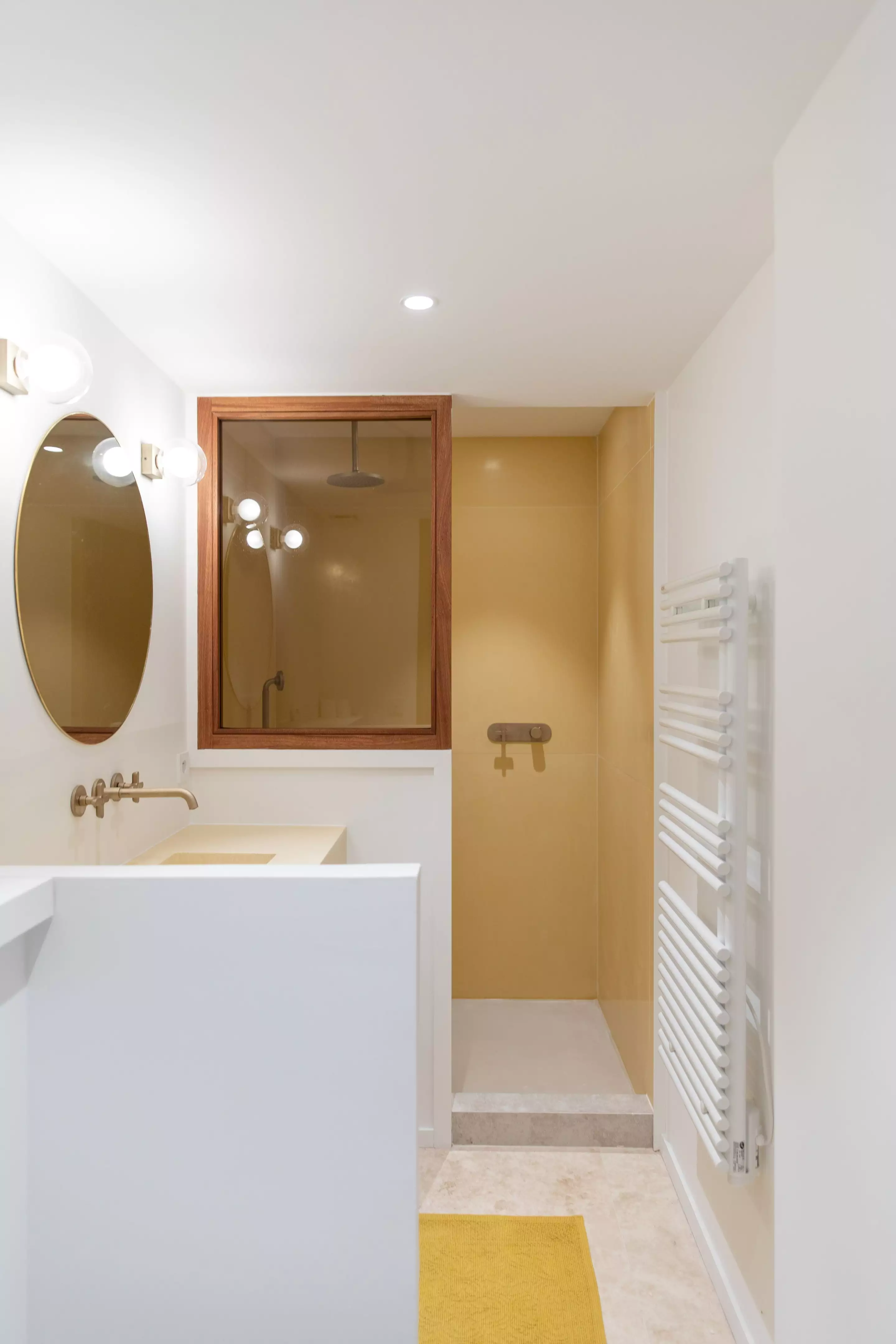 salle de bain design blanche villa Astoria le Cap Ferret