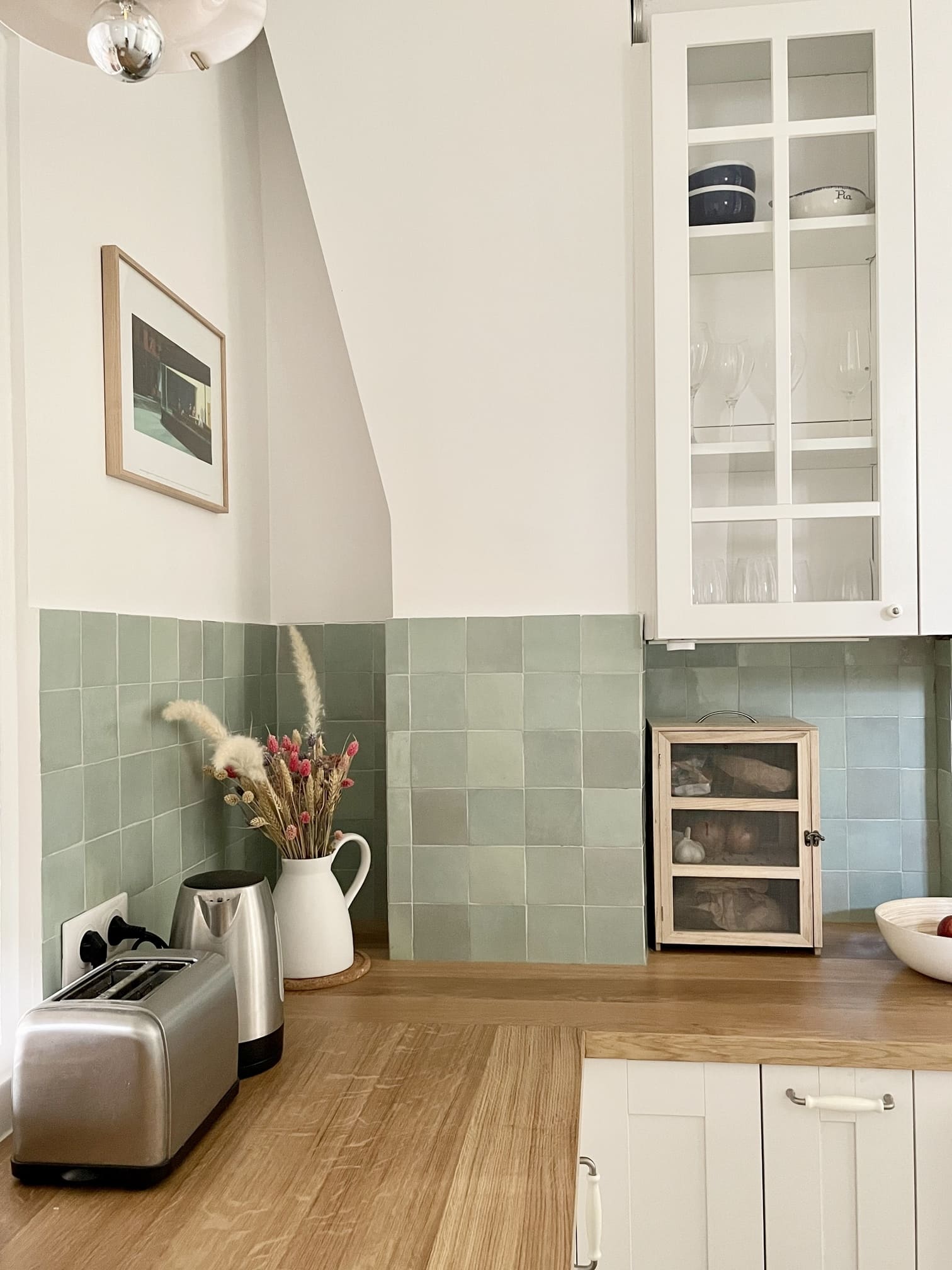 cuisine bois et blanche décoration contemporaine par Happy Pog compte instagram https://www.instagram.com/charlotte_gille/ cuisine bois et blanche décoration contemporaine par Happy Pog compte instagram https://www.instagram.com/charlotte_gille/