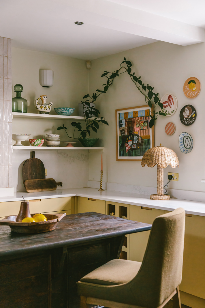 cuisine jaune maison rénovée