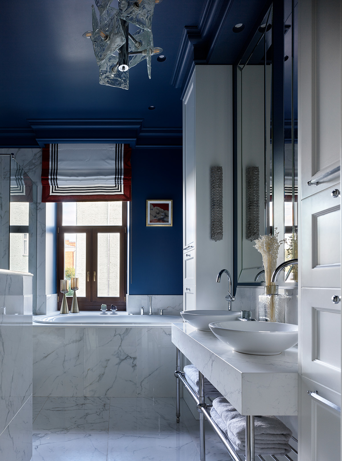 salle de bain bleue et marbre salle de bain bleue et marbre