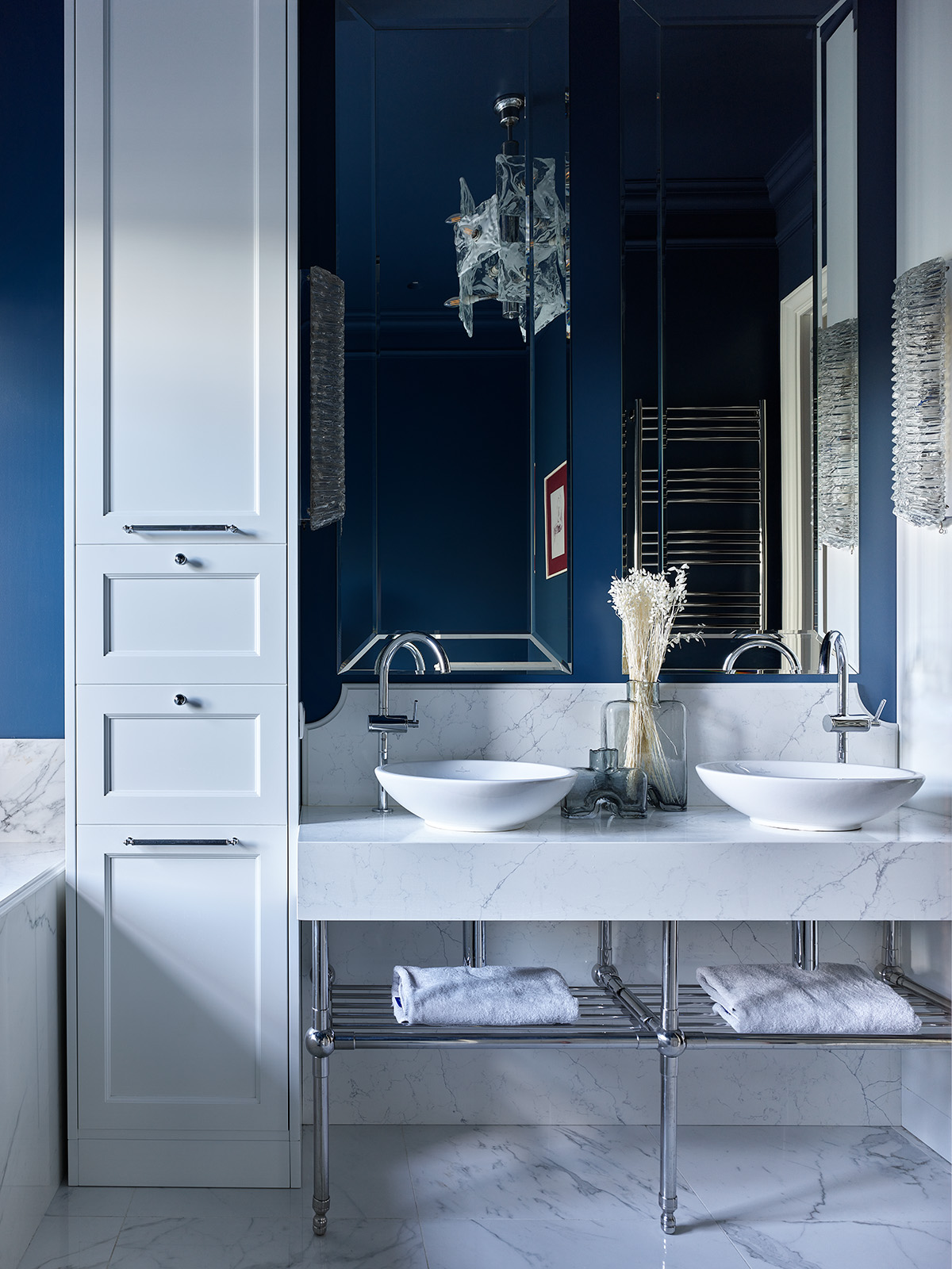 salle de bain bleue et marbre salle de bain bleue et marbre