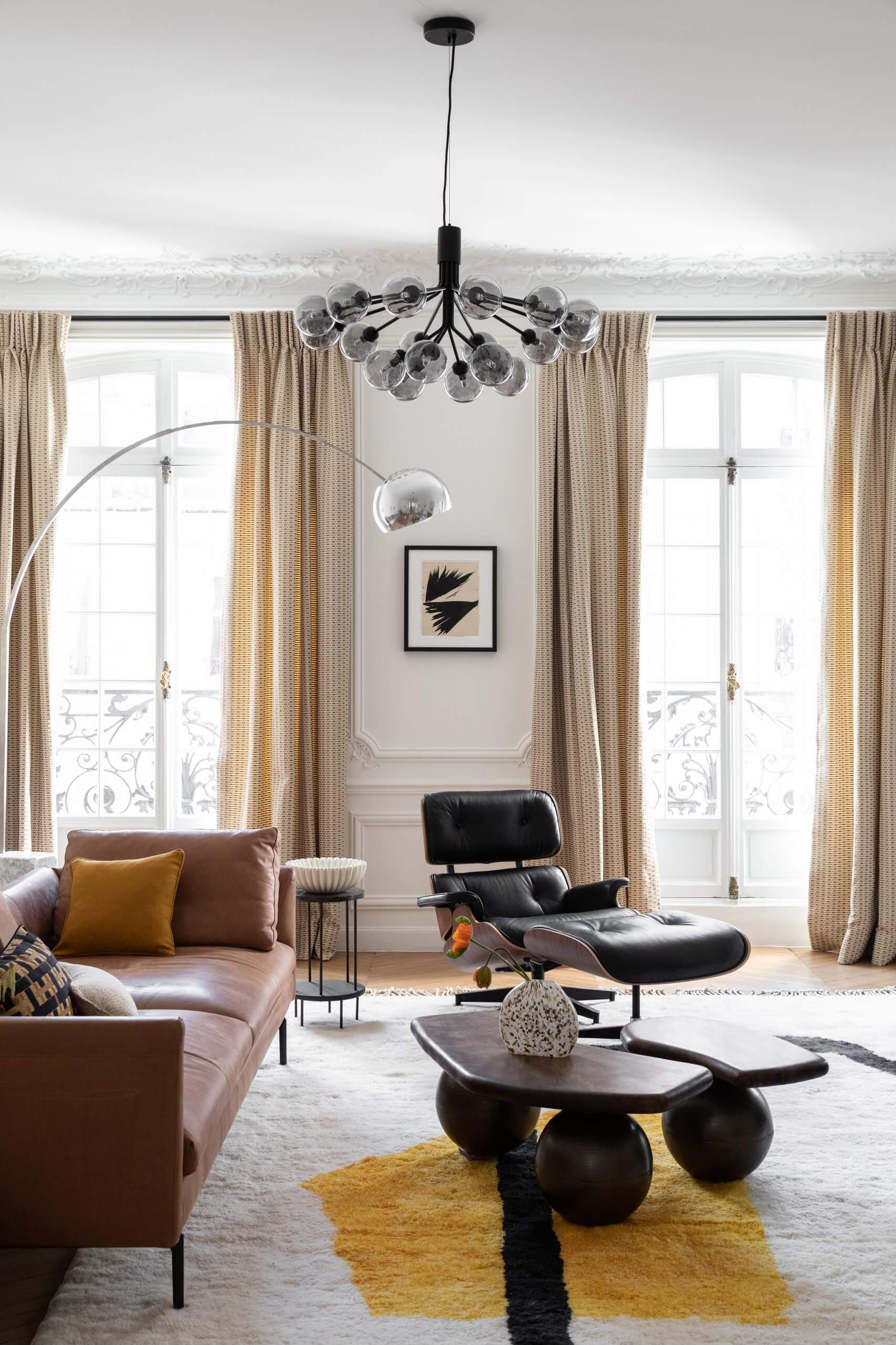 salon décoration design appartement haussmannien Paris