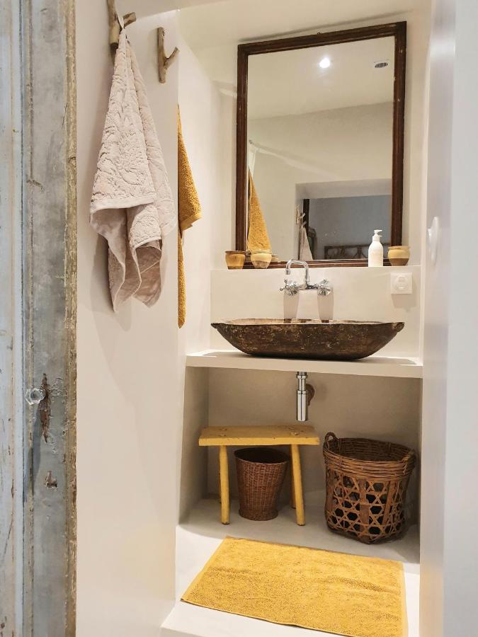 salle de bain décoration rustique chic Maisons Clotilde le 40 rue de l’anguille