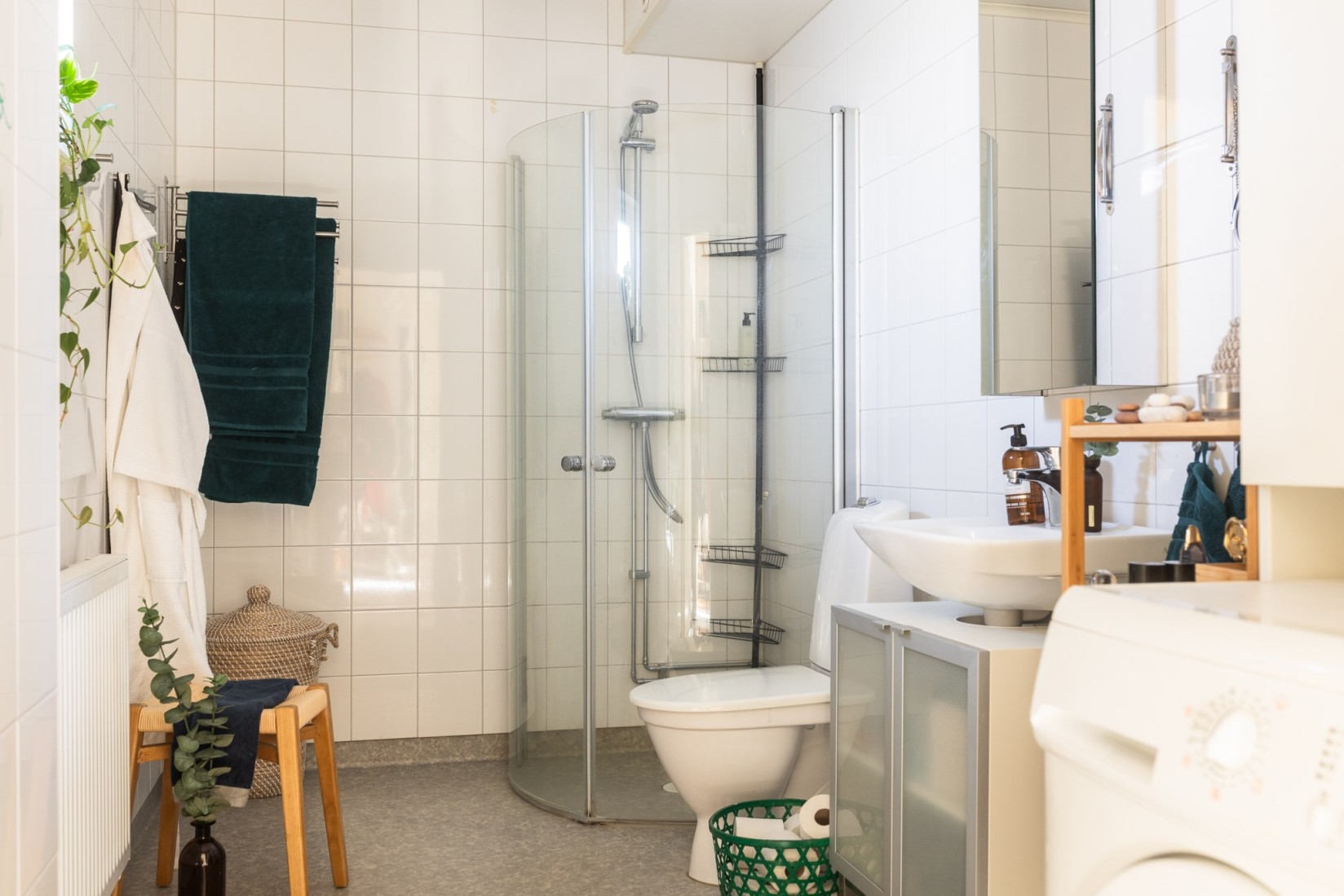 salle de bain blanche