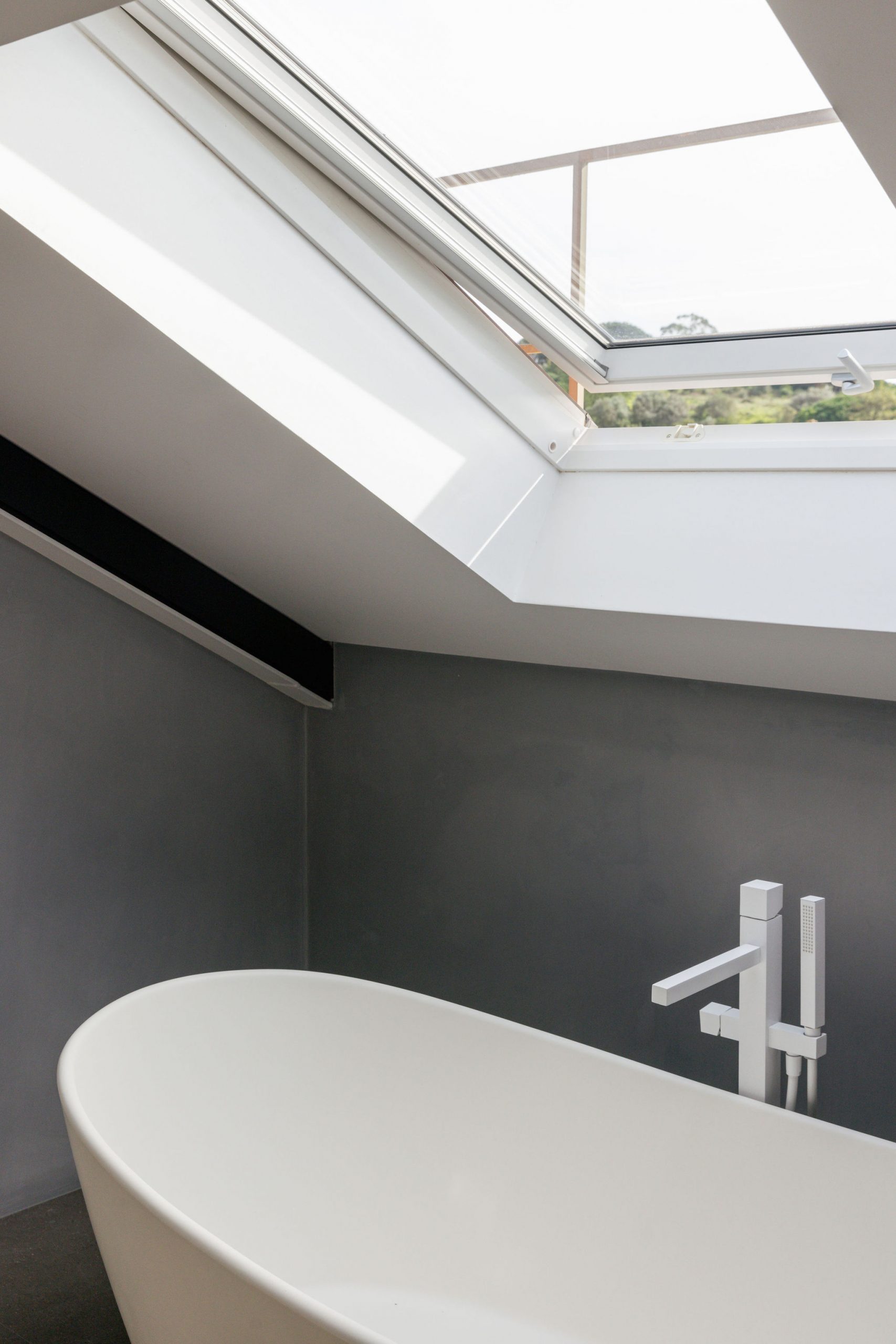 salle de bain mansardée design loft en duplex salle de bain mansardée design loft en duplex