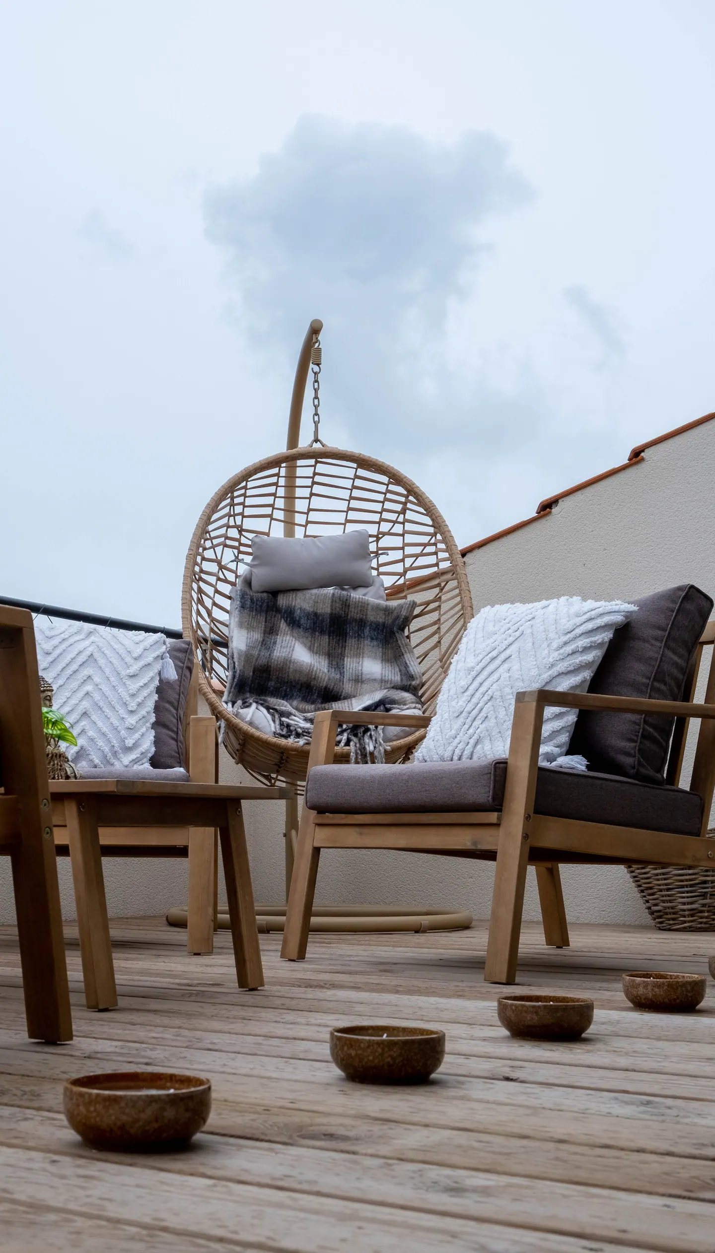 terrasse sol bois le cocon de Nina appartement La Rochelle terrasse sol bois le cocon de Nina appartement La Rochelle