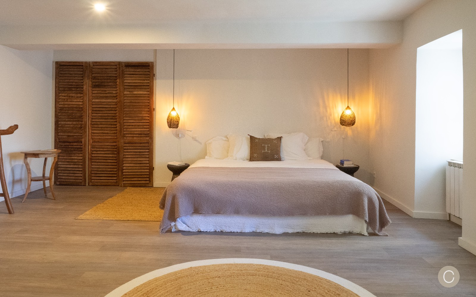 chambre maison en pierres Drôme provençale