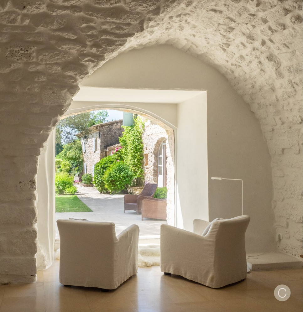 salon plafond voûté maison en pierres Drôme provençale