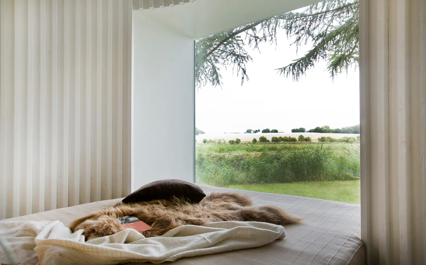 chambre avec baie vitrée maison architecte Danemark Jan Henrik Jansen 