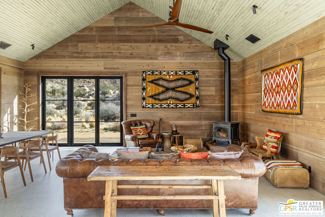 salon maison en bois