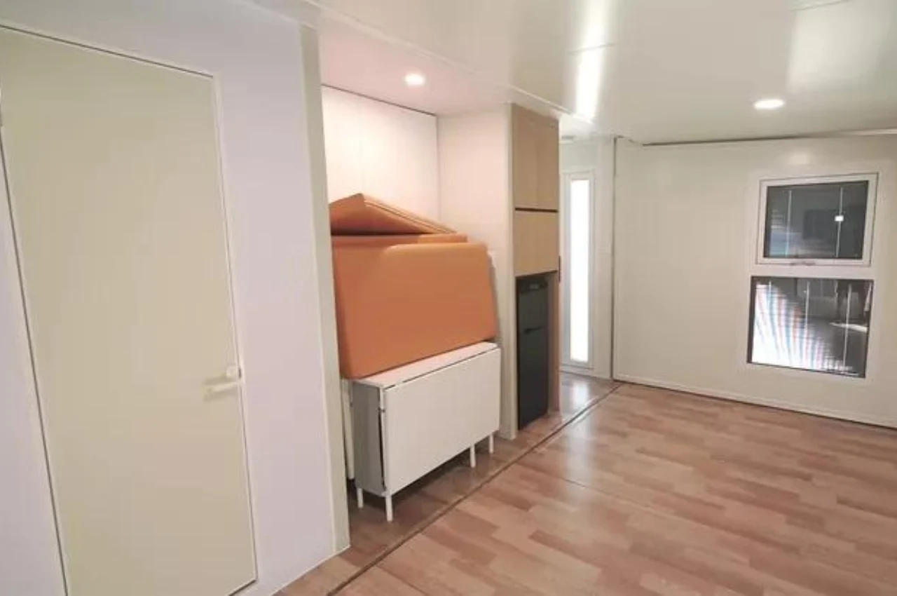 intérieur mini maison repliable de 34m2
