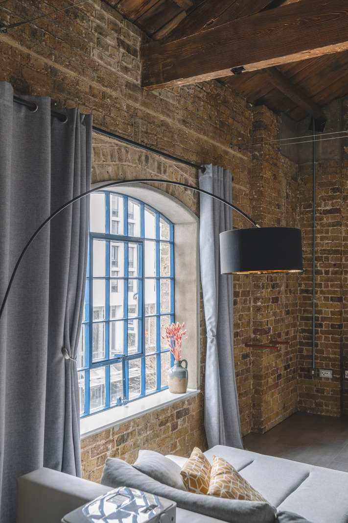 salon loft Londres décoration contemporaine