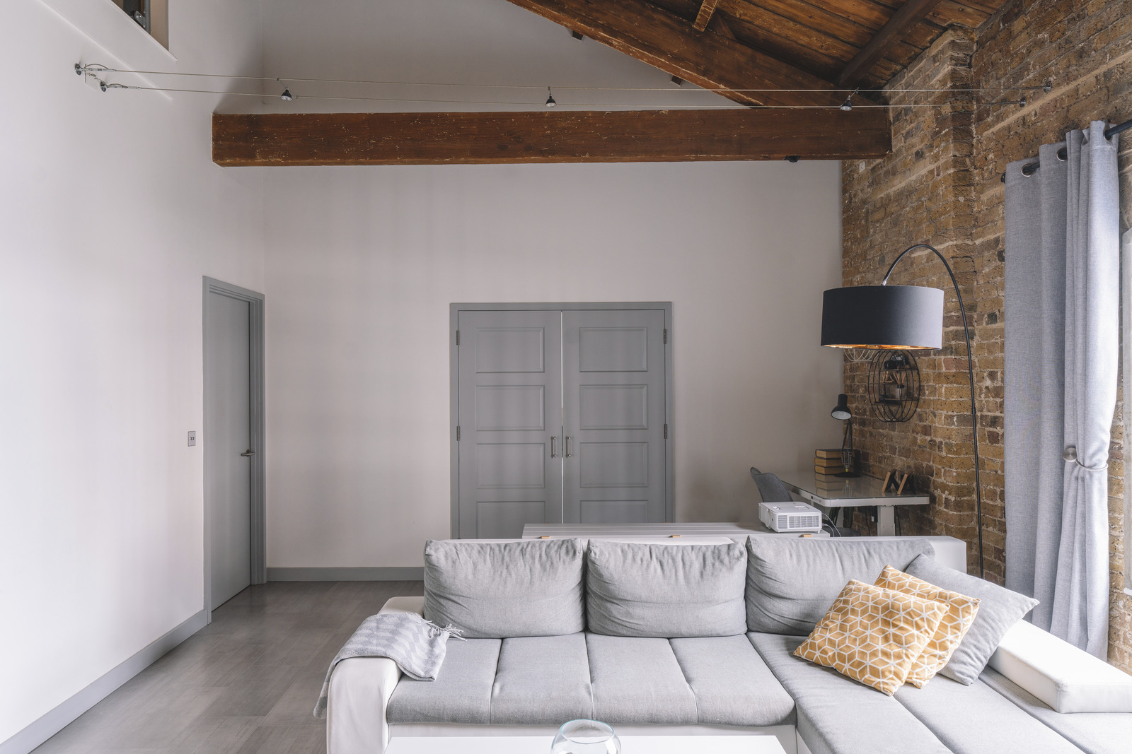 salon loft Londres décoration contemporaine