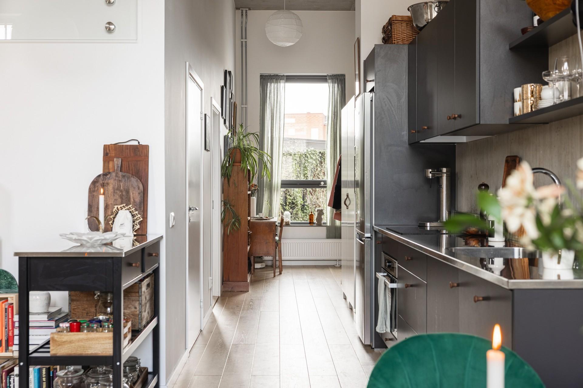 cuisine dans couloir décoration scandinave