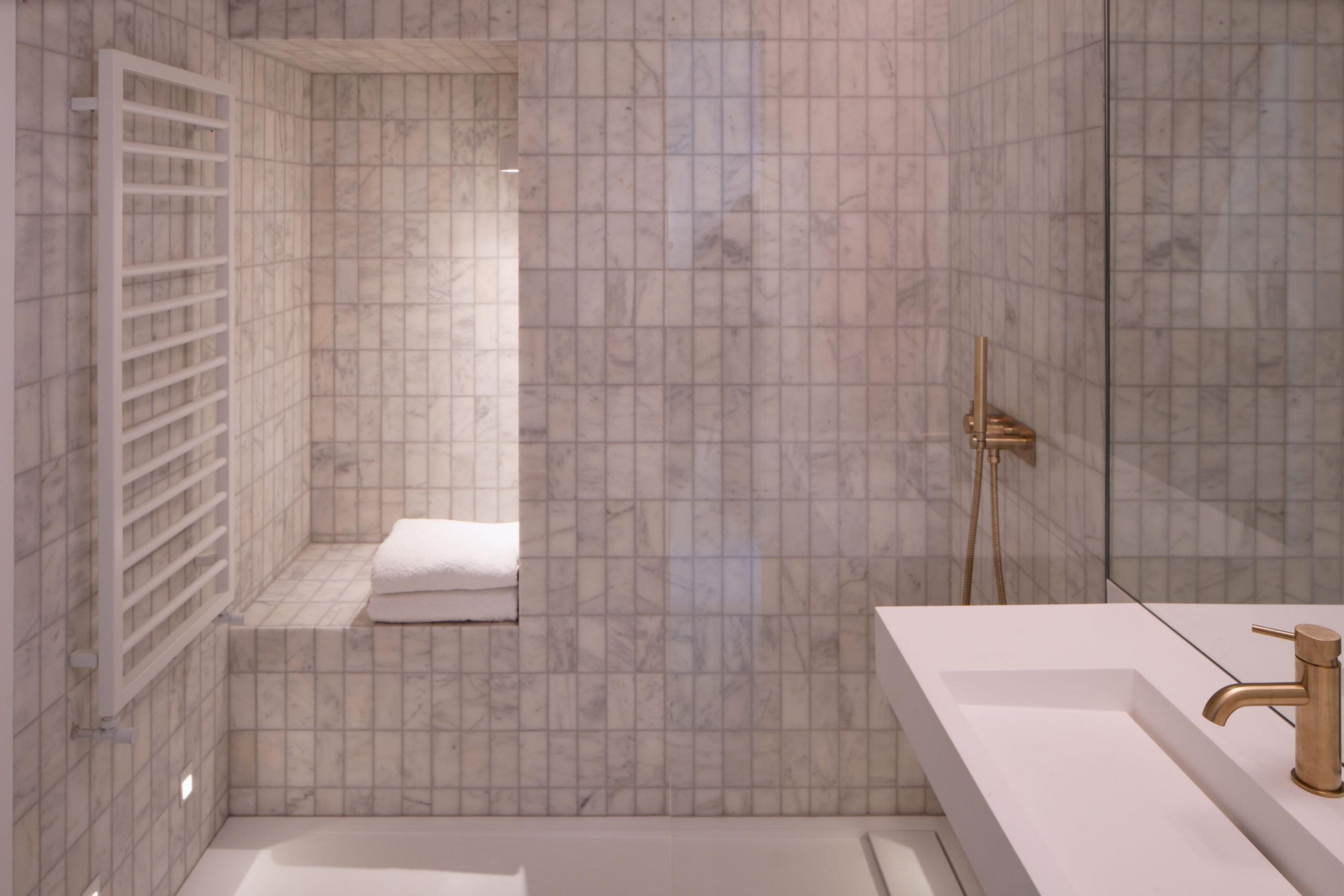 salle de bain carrelée