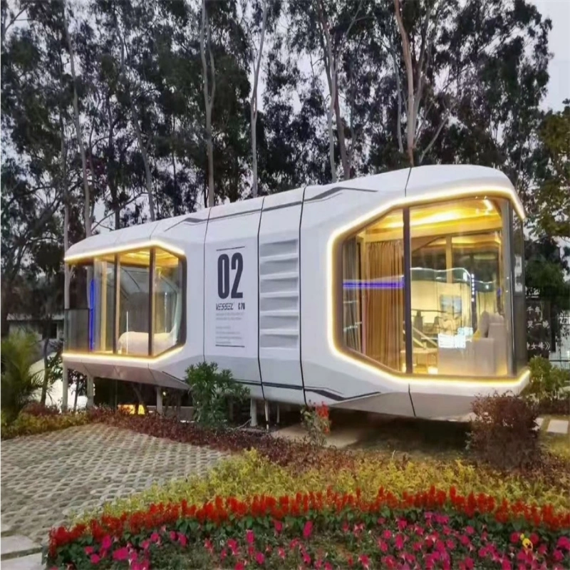 mini maison préfabriquée à l mini maison préfabriquée à l'allure futuriste 40m2