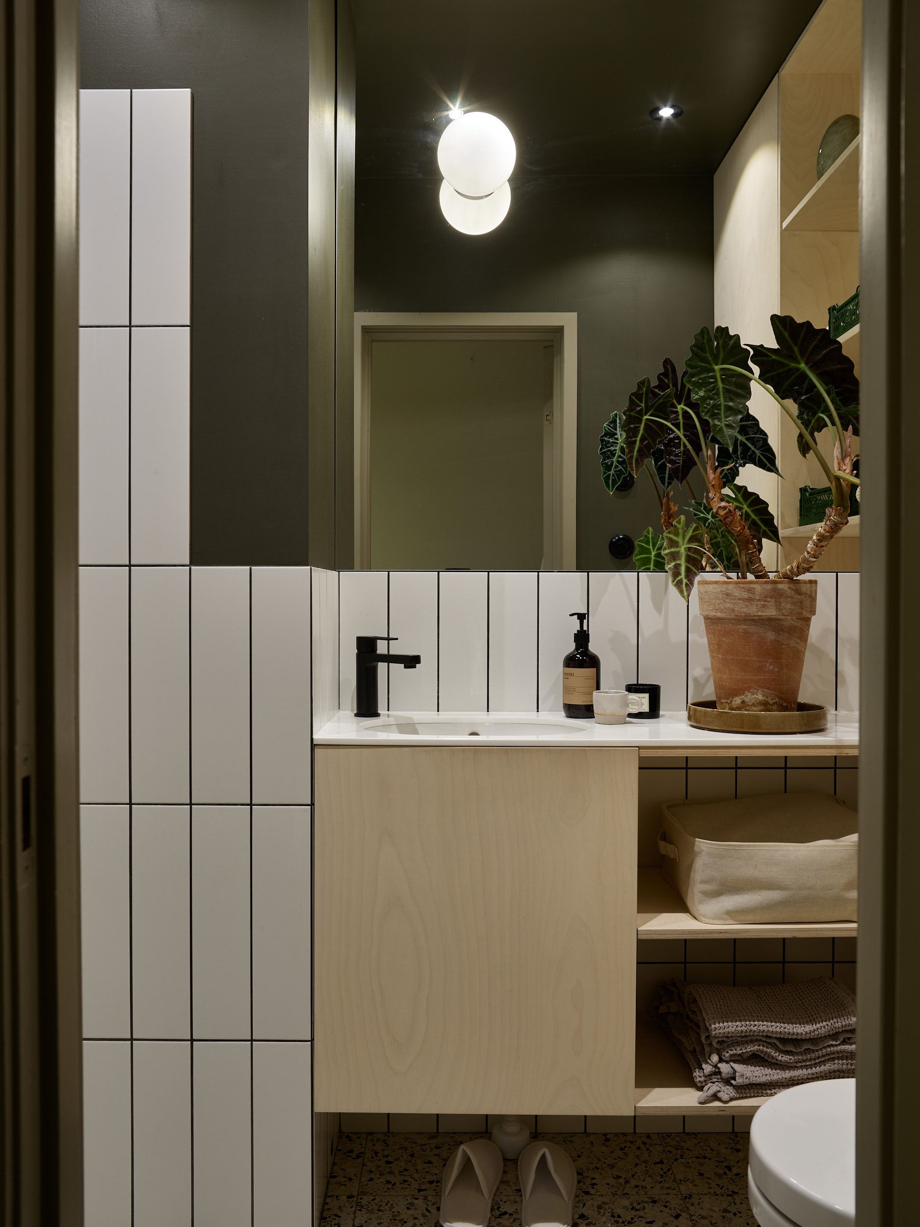 salle de bain design appartement de 47m2 salle de bain design appartement de 47m2