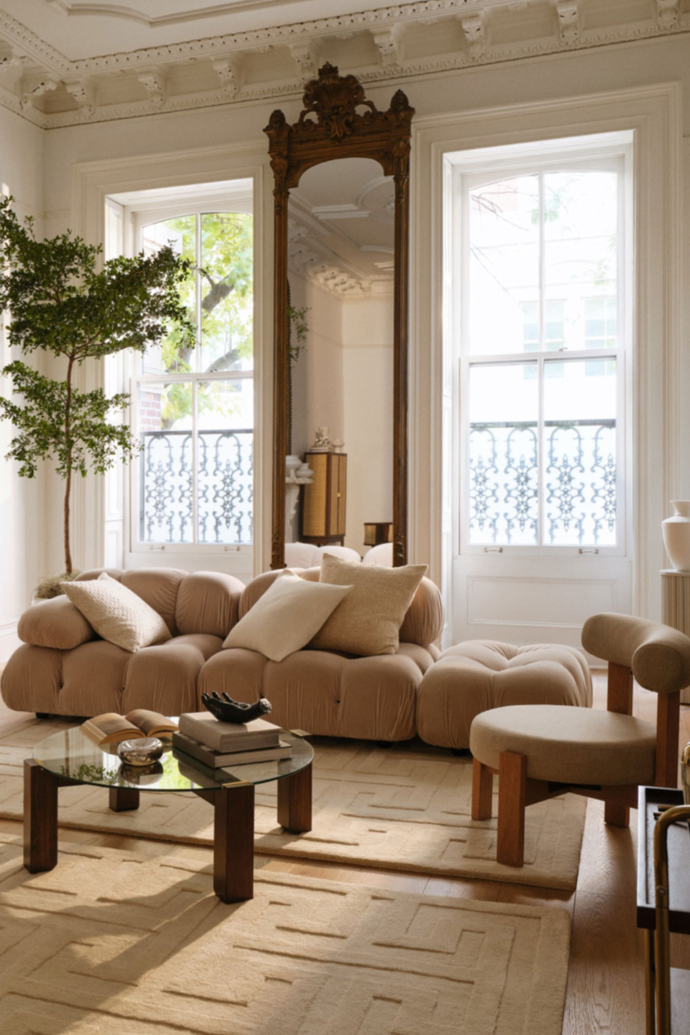 salon décoration contemporaine beige appartement haussmannien salon décoration contemporaine beige appartement haussmannien