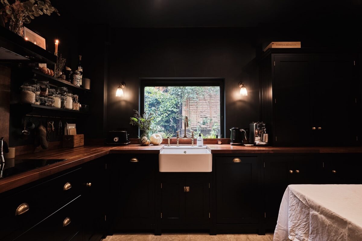 cuisine deVOL noire