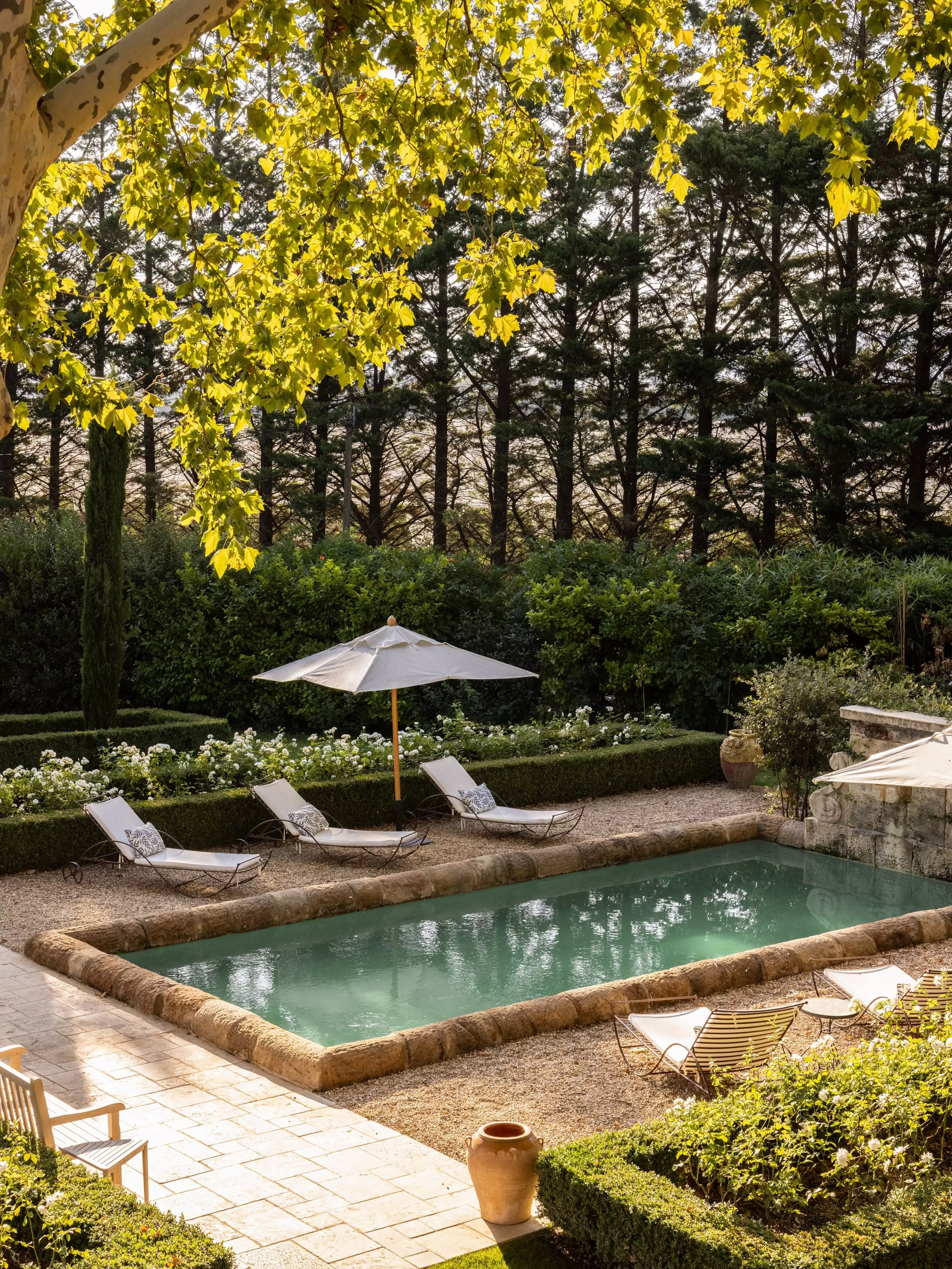 piscine maison en pierre le Mas des Platanes piscine maison en pierre le Mas des Platanes