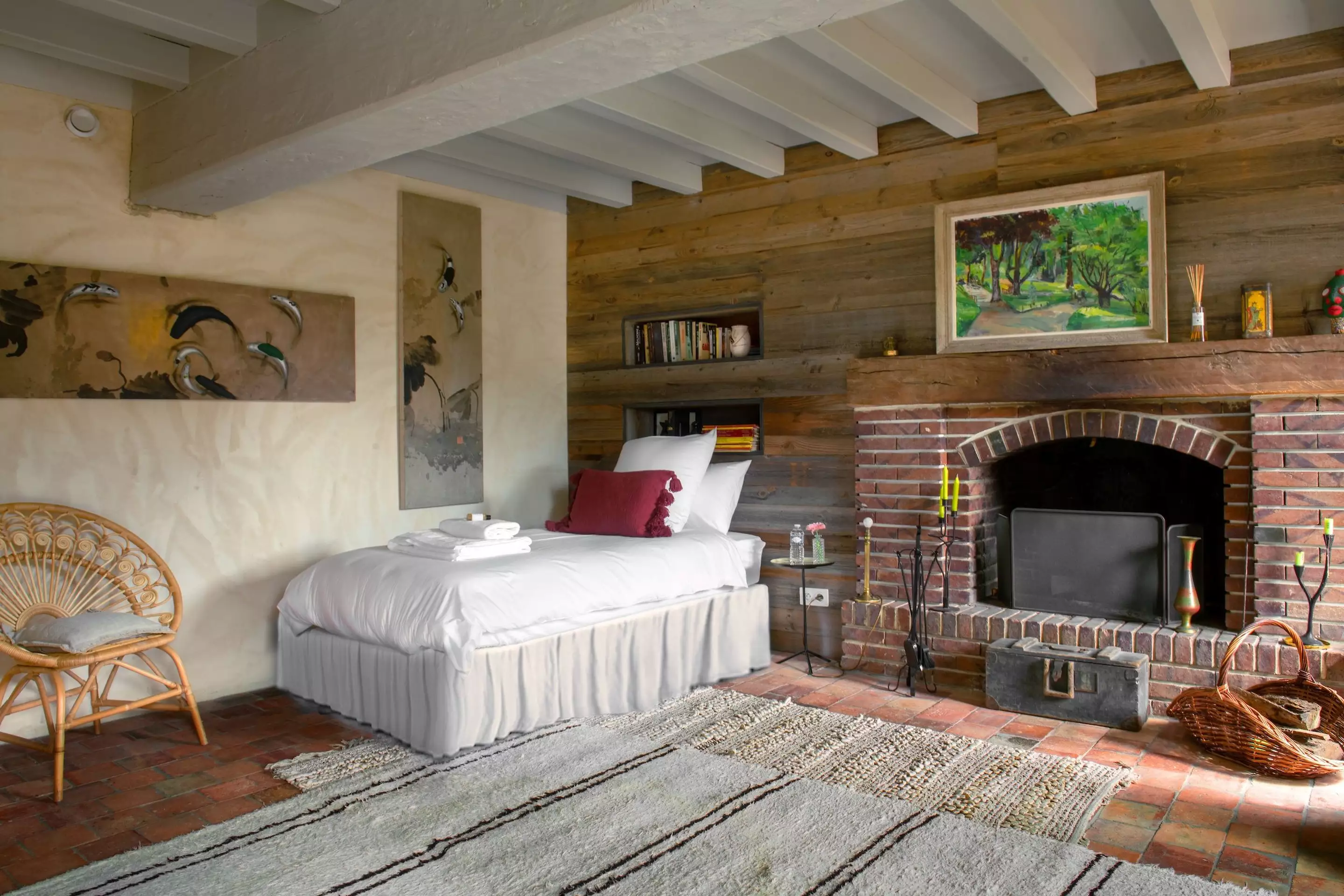 chambre avec cheminée décoration rustique chic Villa Martinière