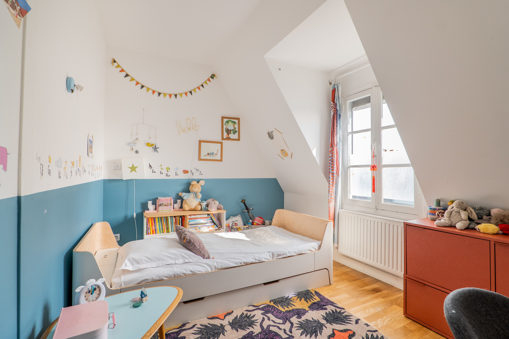 chambre enfant mansardée appartement Paris