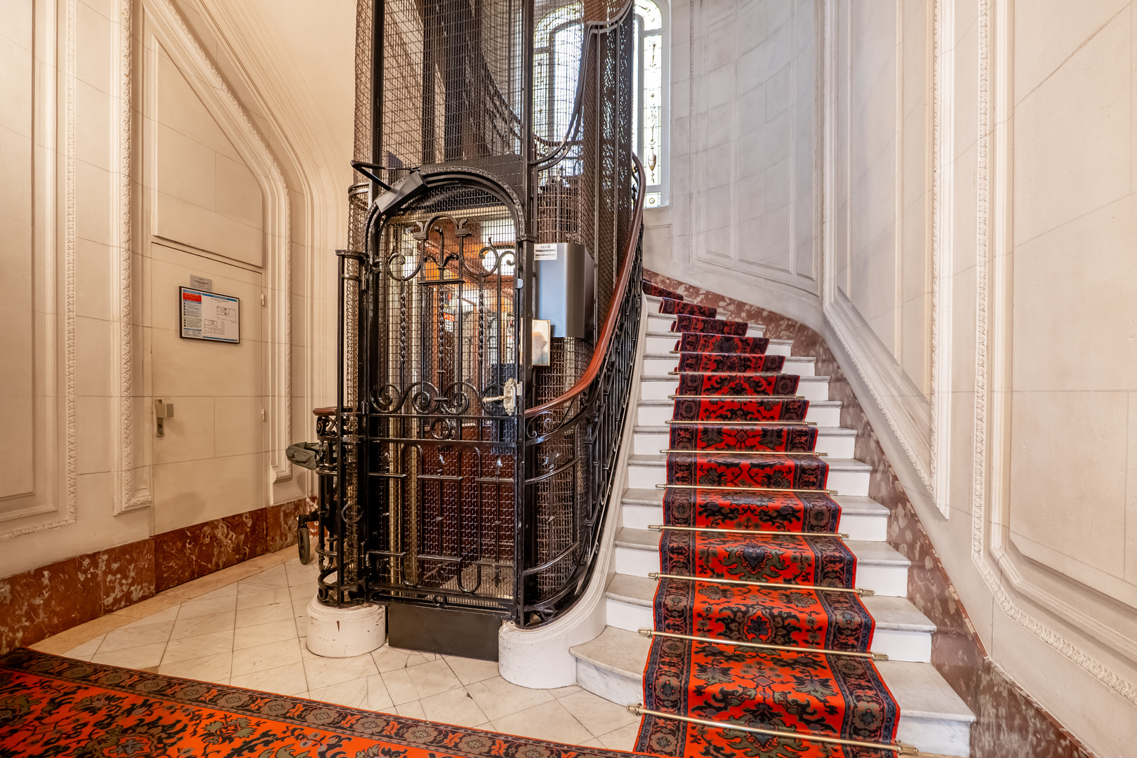 hall immeuble appartement Paris