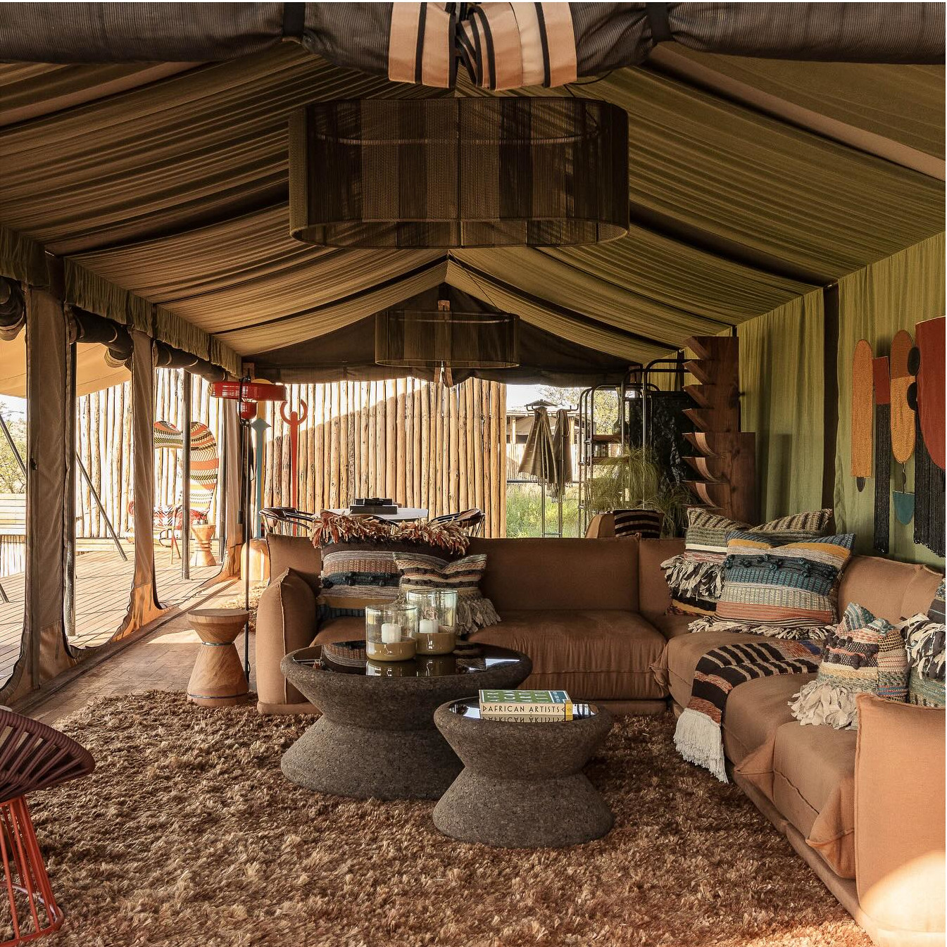 salon décoration ethnique chic Singita Mara River Tented Camp salon décoration ethnique chic Singita Mara River Tented Camp