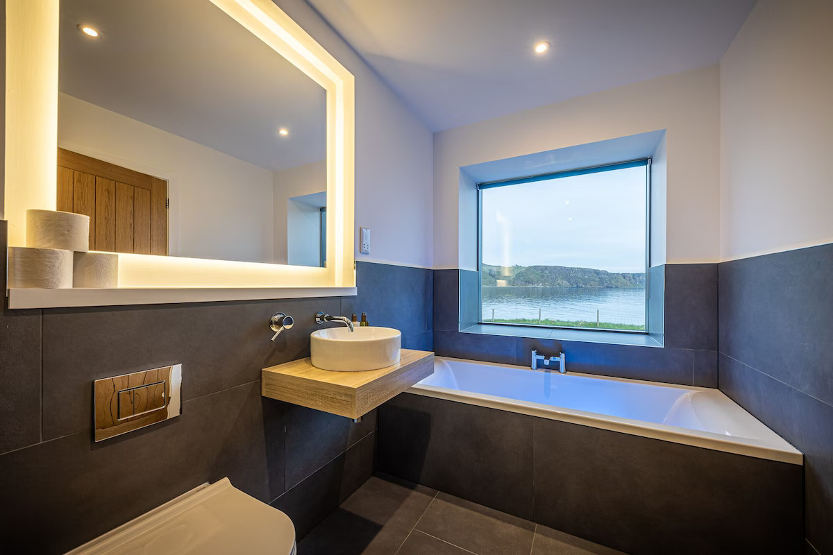 salle de bain avec baignoire salle de bain avec baignoire