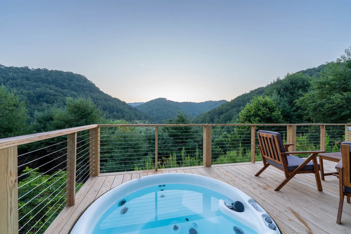 terrasse avec jacuzzi terrasse avec jacuzzi