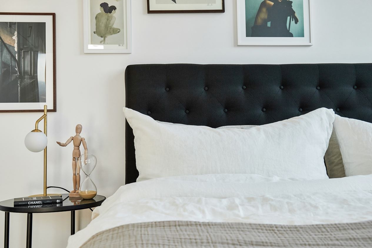 chambre blanche et noire